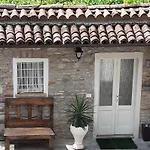 Vicolo Del Nido 3*